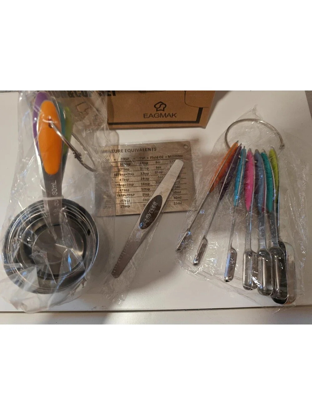 EAGMAK 16-Piece Measuring Spoon & Cup Set with Leveler and 7